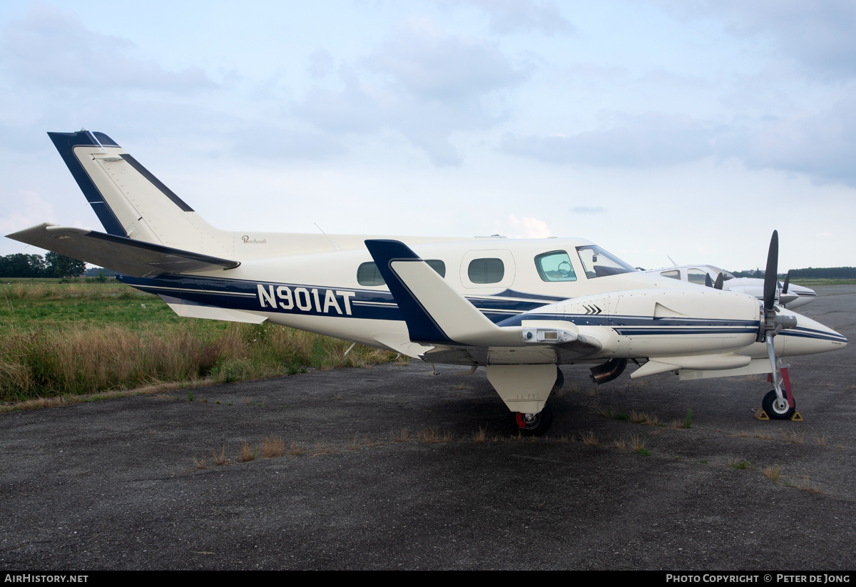 Aircraft Photo of N901AT | Beech B60 Duke | AirHistory.net #262707