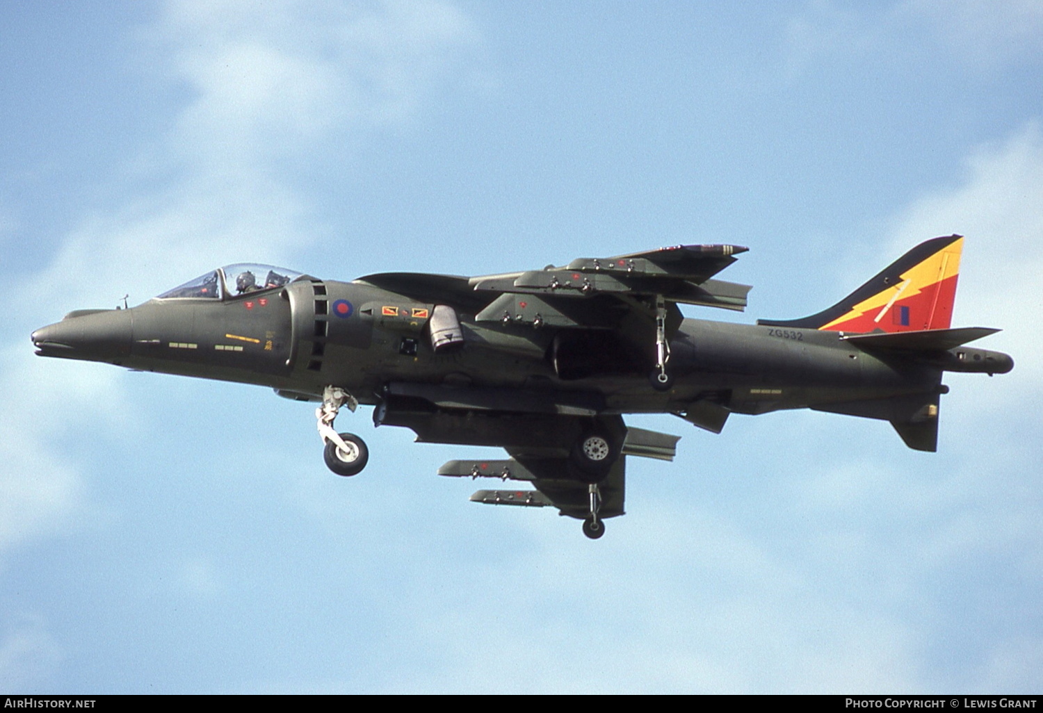 Aircraft Photo of ZG532 | British Aerospace Harrier GR7 | UK - Air Force | AirHistory.net #262732