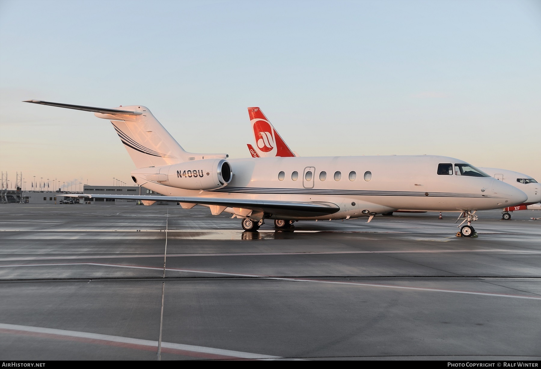 Aircraft Photo of N408U | Raytheon Hawker 4000 Horizon | AirHistory.net #262804