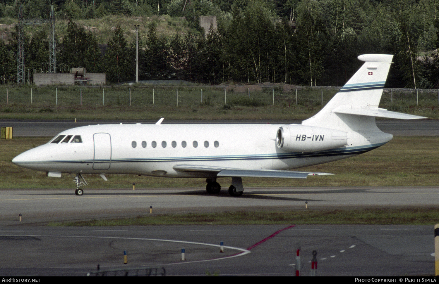 Aircraft Photo of HB-IVN | Dassault Falcon 2000 | AirHistory.net #262816