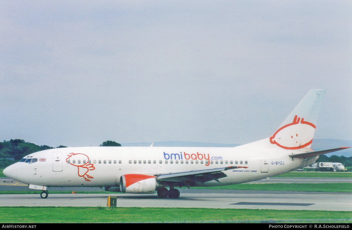Aircraft Photo of G-BYZJ | Boeing 737-3Q8 | Bmibaby | AirHistory.net #262881