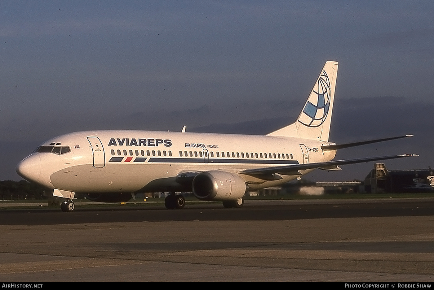 Aircraft Photo of TF-ABK | Boeing 737-3Y0 | Aviareps | AirHistory.net #262929