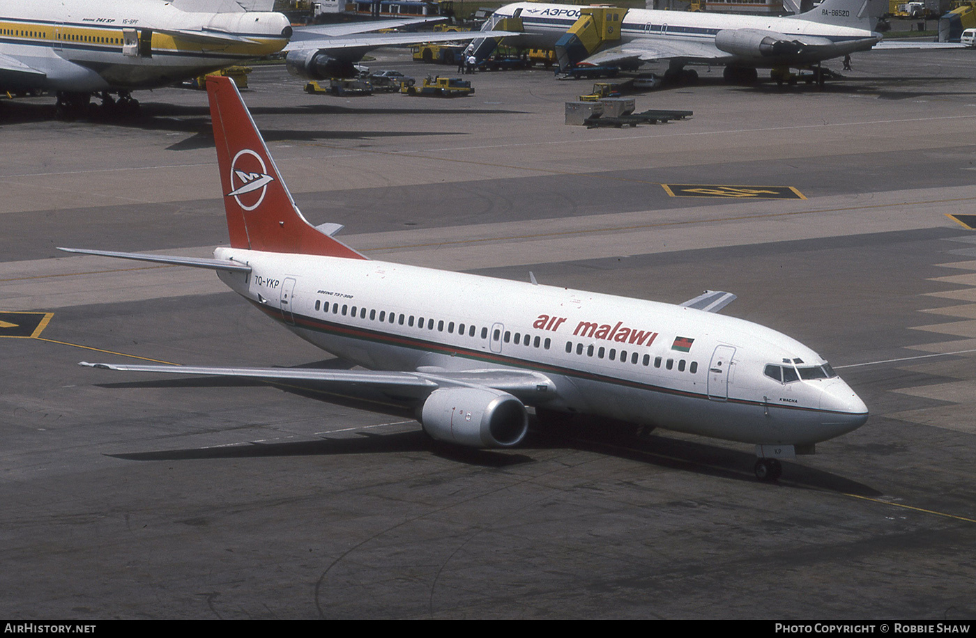 Aircraft Photo of 7Q-YKP | Boeing 737-33A | Air Malawi | AirHistory.net #262949