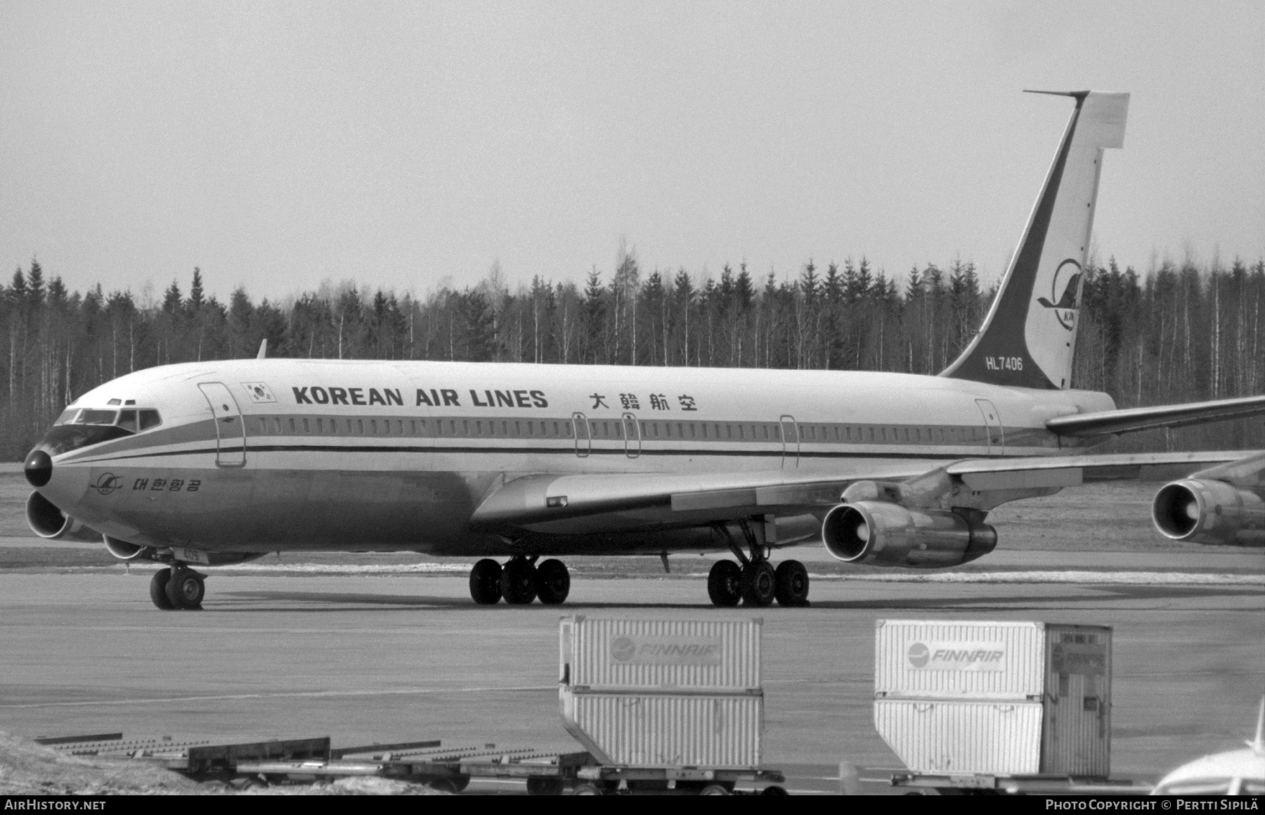 Aircraft Photo of HL7406 | Boeing 707-3B5C | Korean Air Lines | AirHistory.net #262953