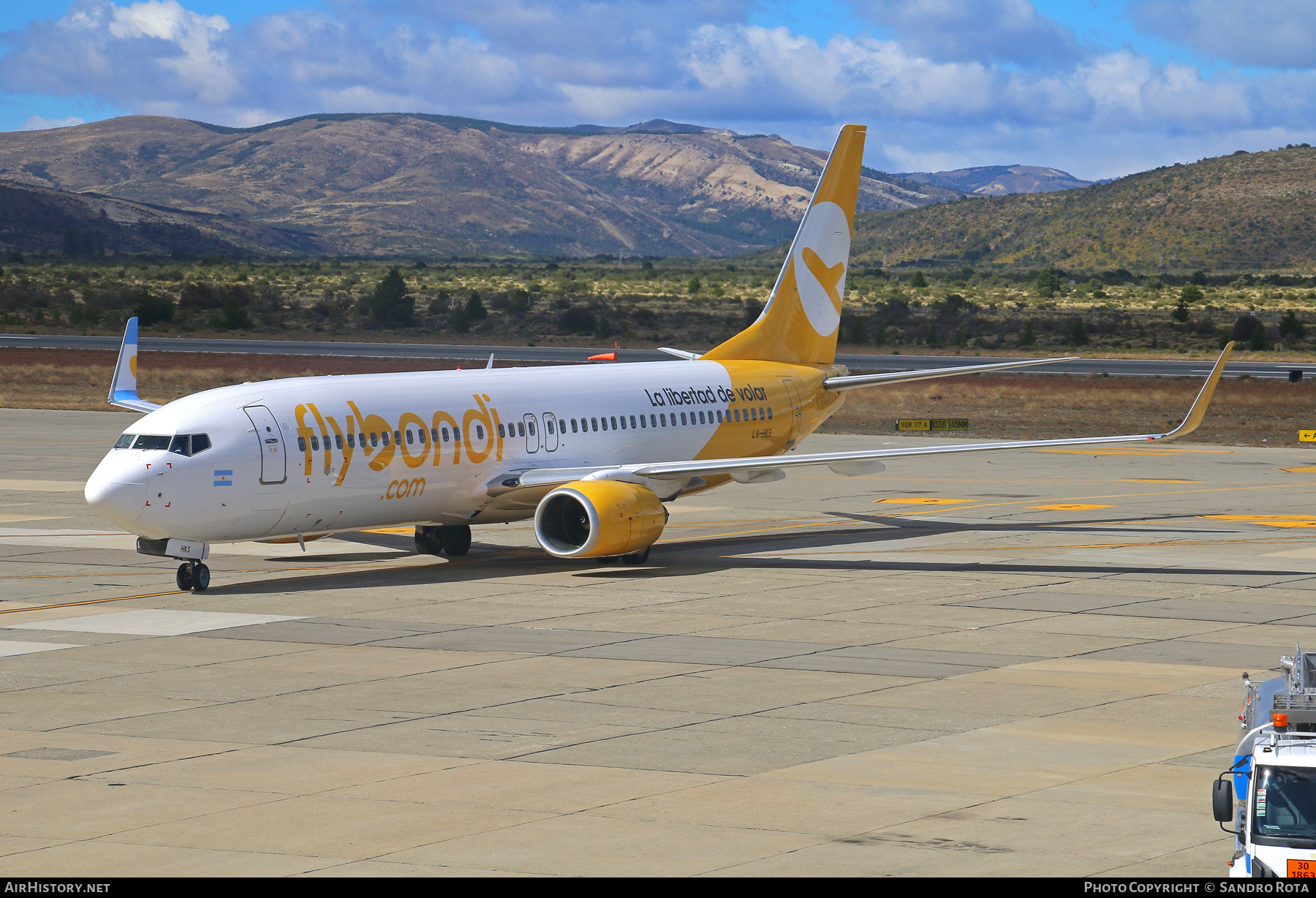 Aircraft Photo of LV-HKS | Boeing 737-8AS | FlyBondi | AirHistory.net #262958