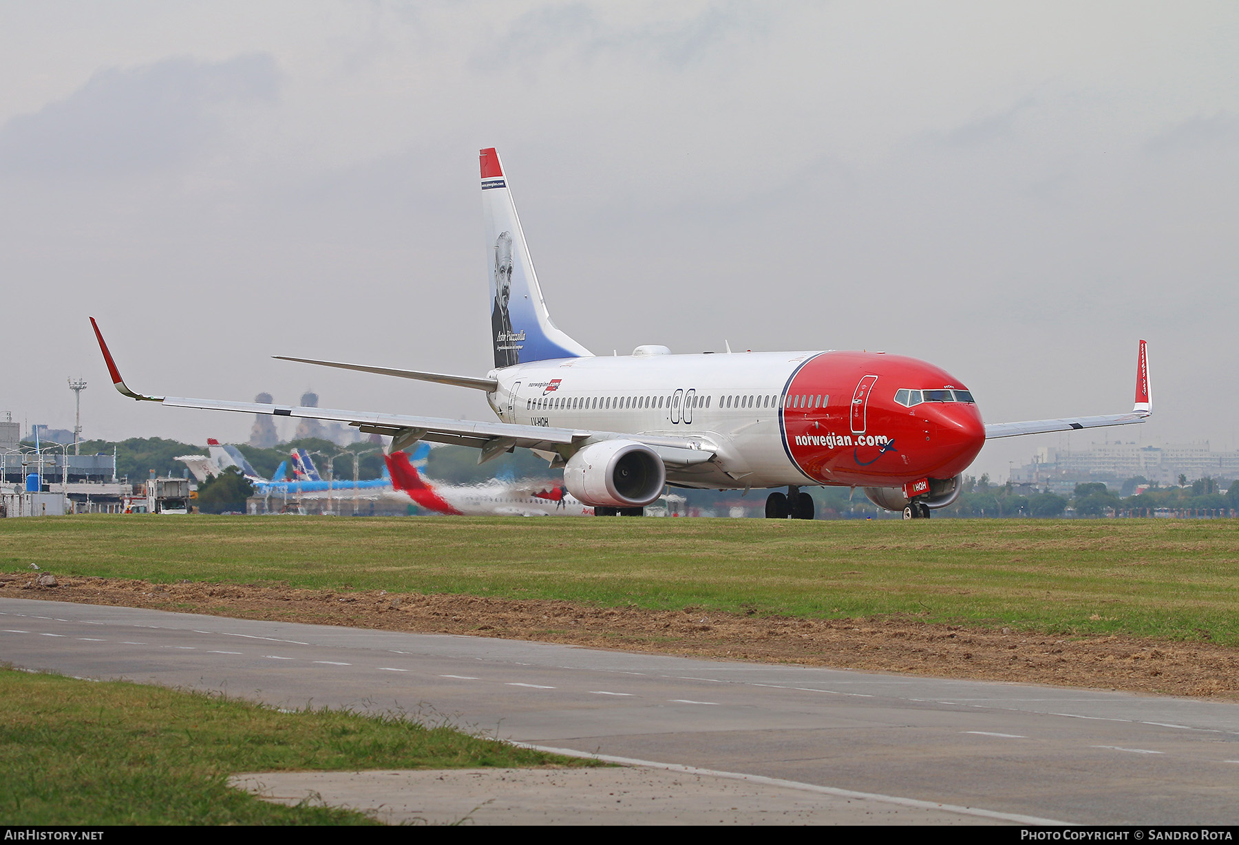 Aircraft Photo of LV-HQH | Boeing 737-8JP | Norwegian Air Shuttle | AirHistory.net #262960