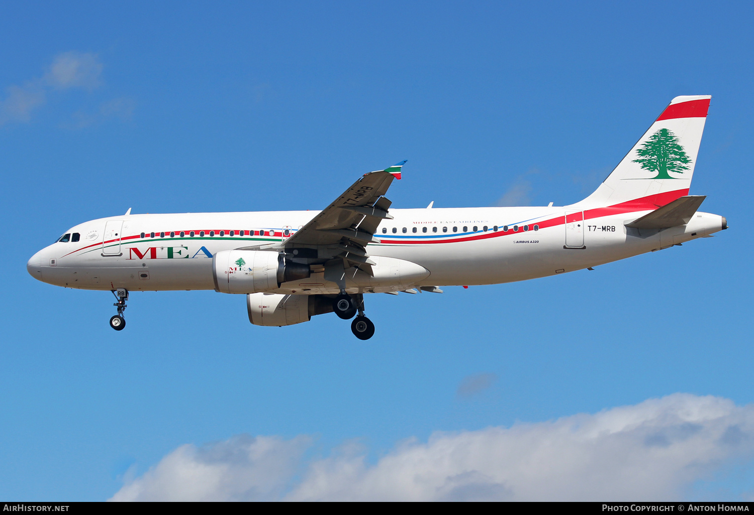 Aircraft Photo of T7-MRB | Airbus A320-214 | MEA - Middle East Airlines | AirHistory.net #263002