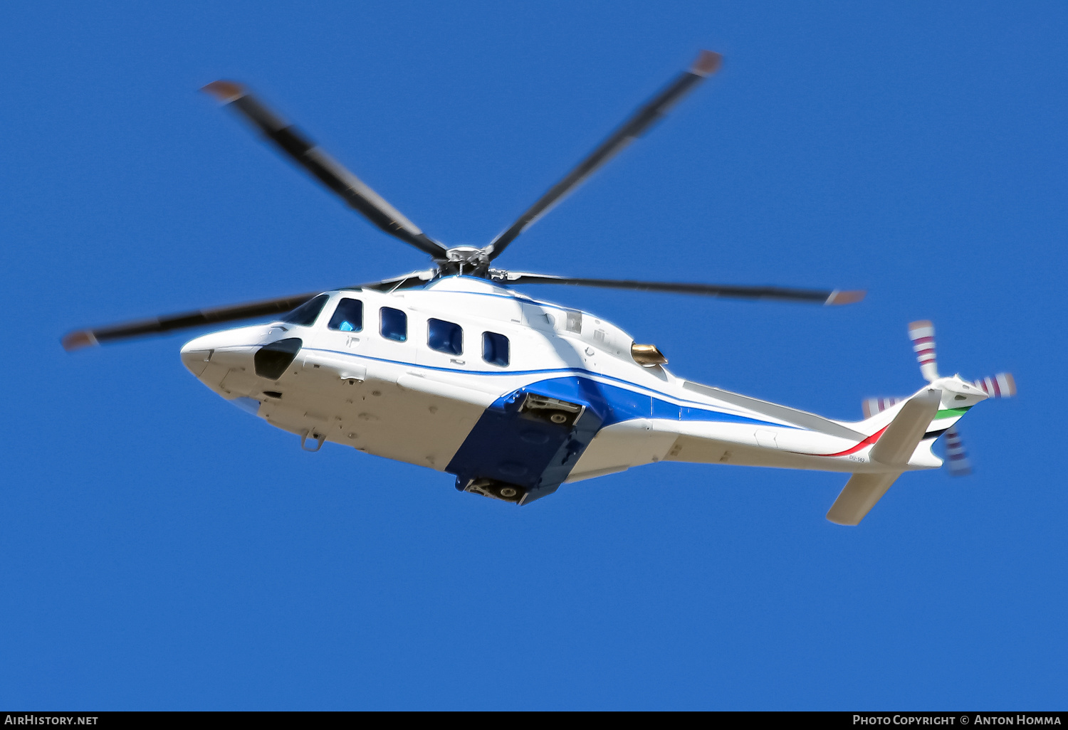 Aircraft Photo of DU-142 | AgustaWestland AW-139 | United Arab Emirates - Air Force | AirHistory.net #263025