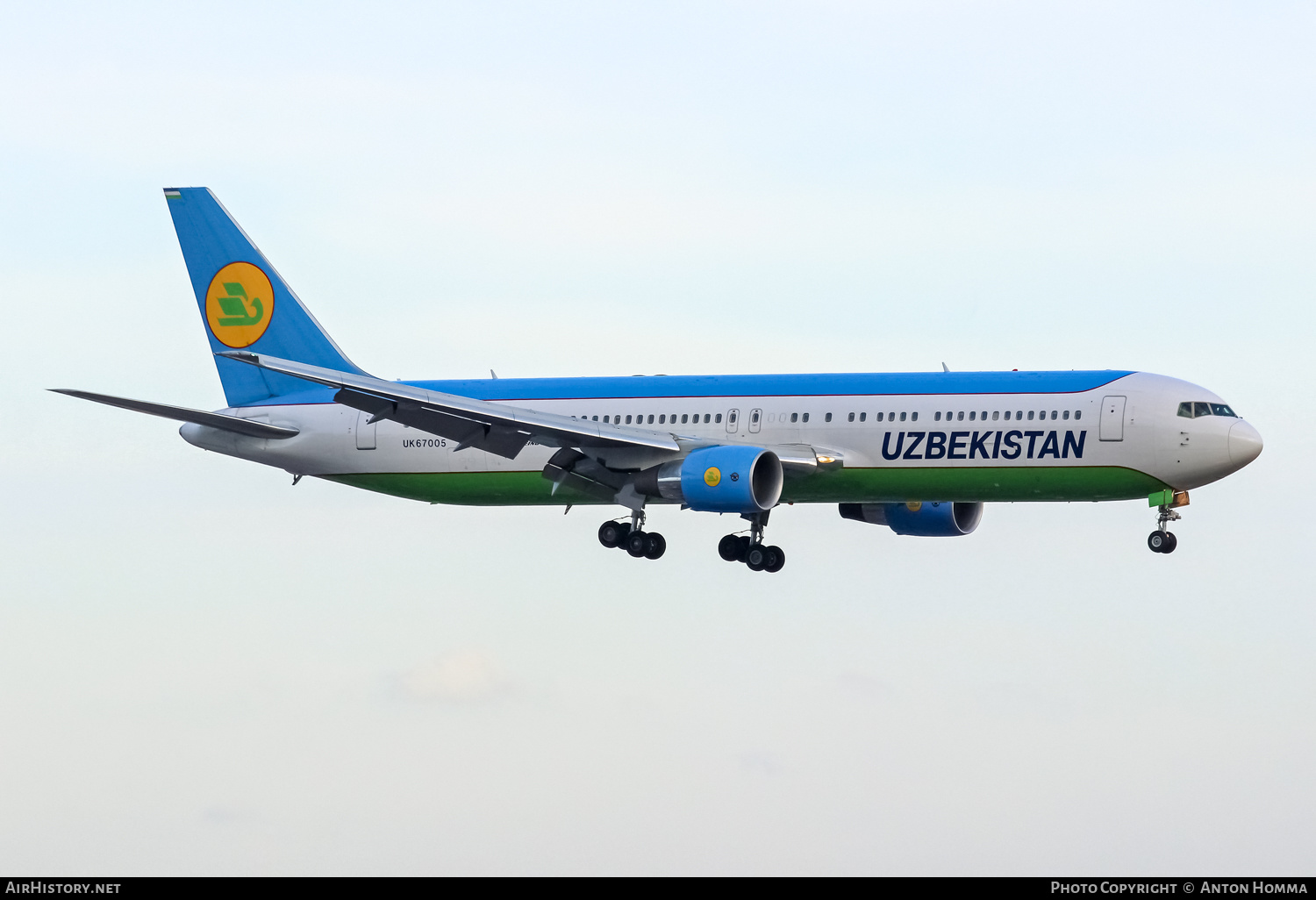 Aircraft Photo of UK67005 | Boeing 767-33P/ER | Uzbekistan Airways | AirHistory.net #263052