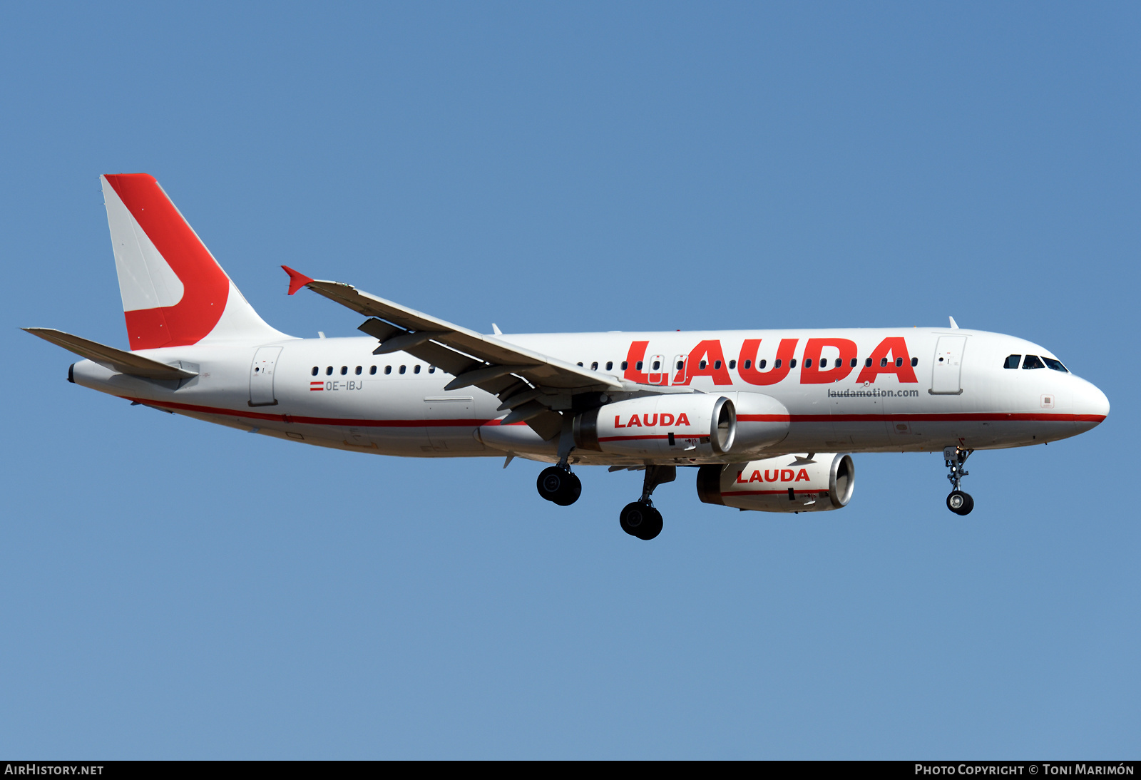 Aircraft Photo of OE-IBJ | Airbus A320-232 | Lauda | AirHistory.net #263099