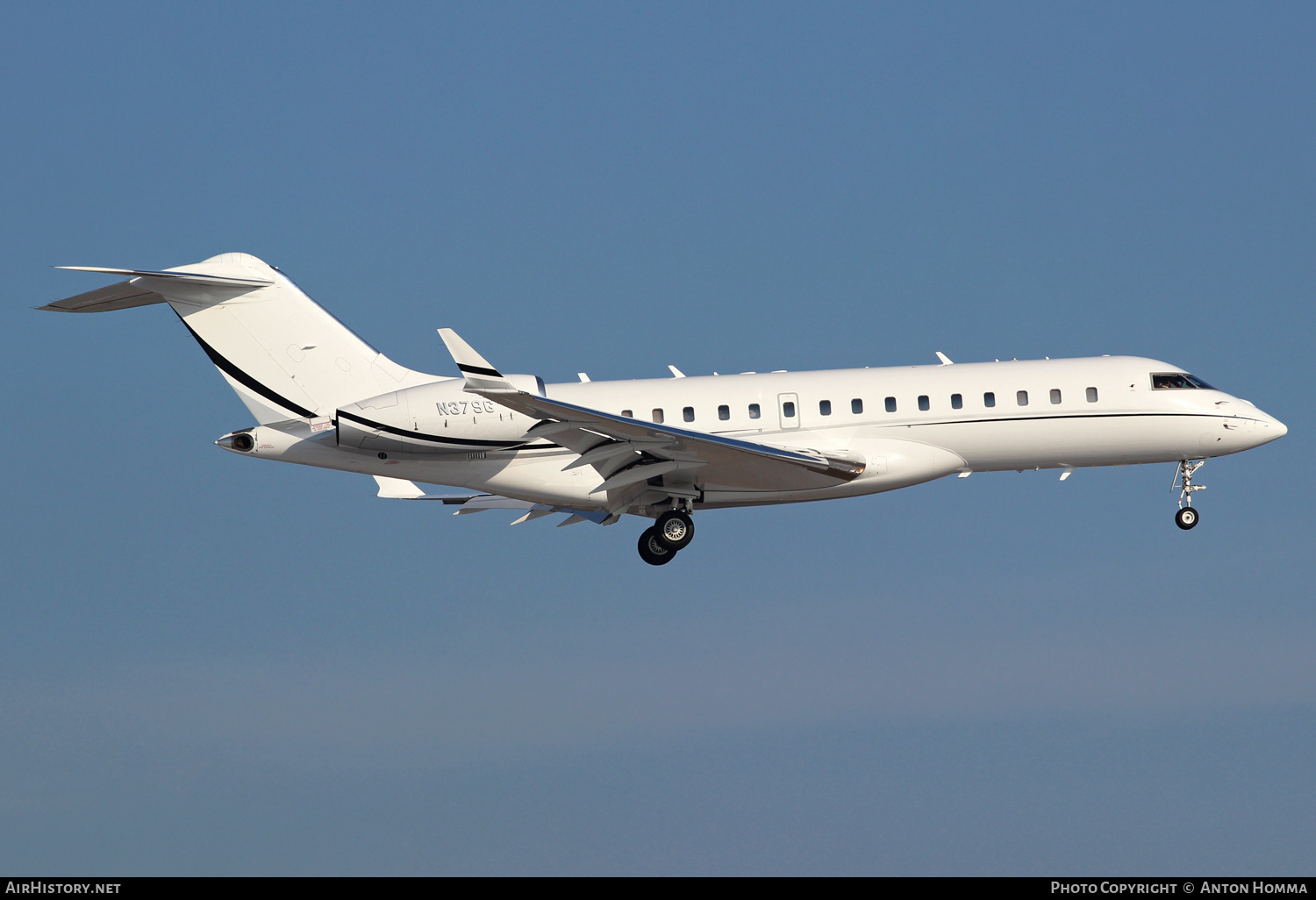 Aircraft Photo of N379G | Bombardier Global Express XRS (BD-700-1A10) | AirHistory.net #263143