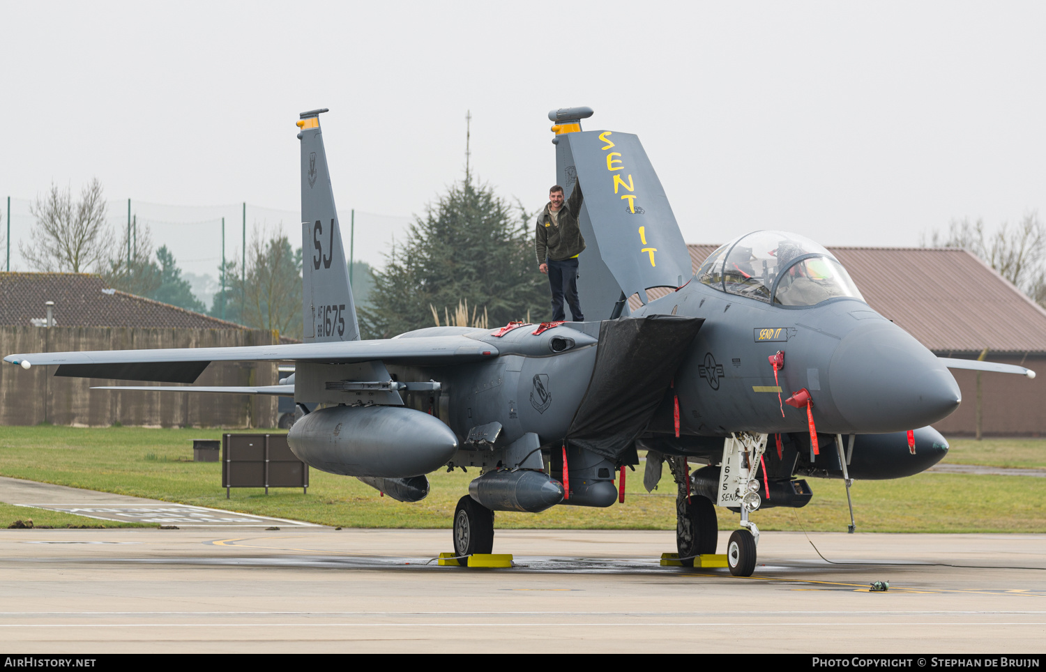 Aircraft Photo of 88-1675 / AF88-1675 | Boeing F-15E Strike Eagle | USA - Air Force | AirHistory.net #263208
