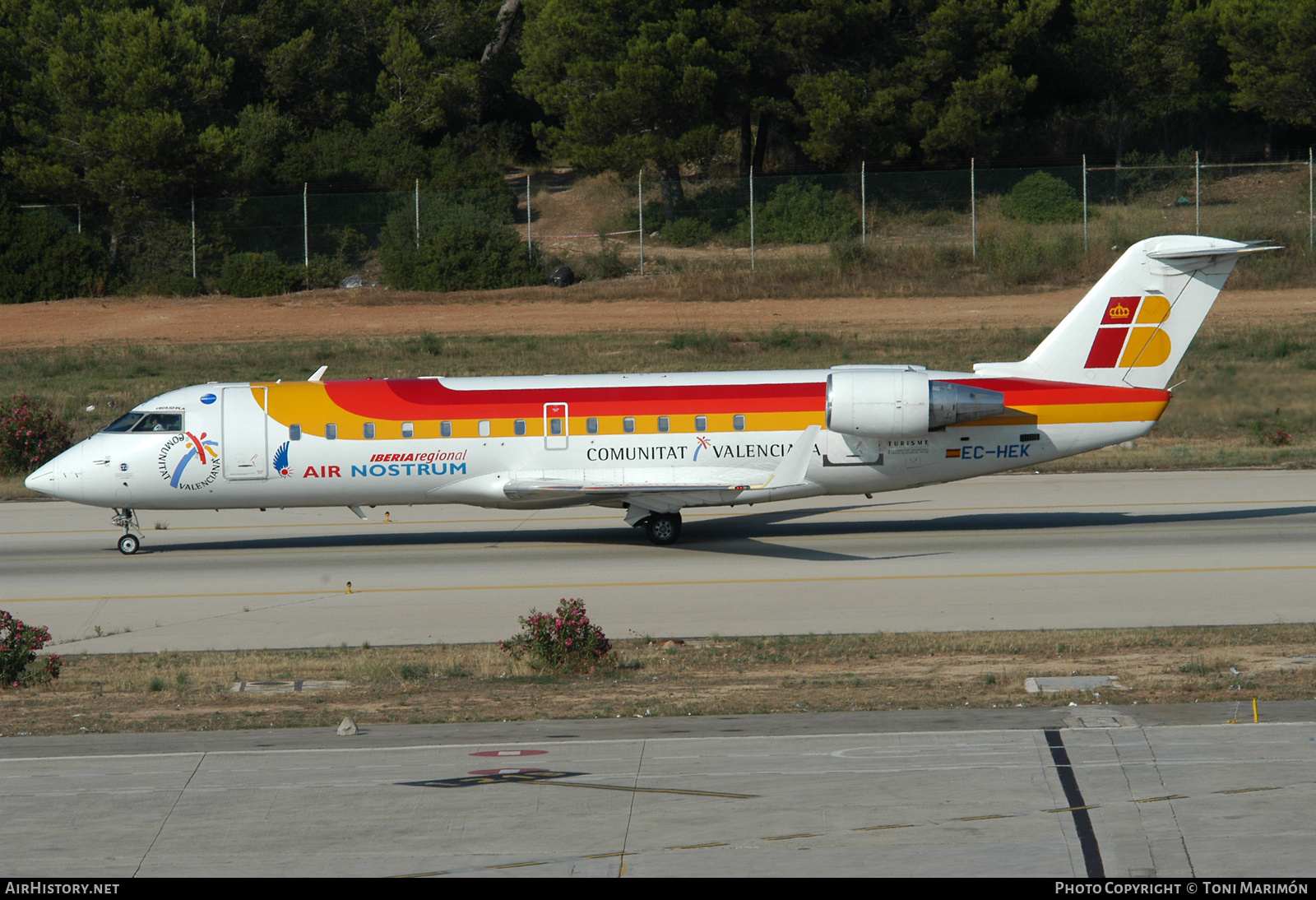 Aircraft Photo of EC-HEK | Bombardier CRJ-200ER (CL-600-2B19) | Iberia Regional | AirHistory.net #263319