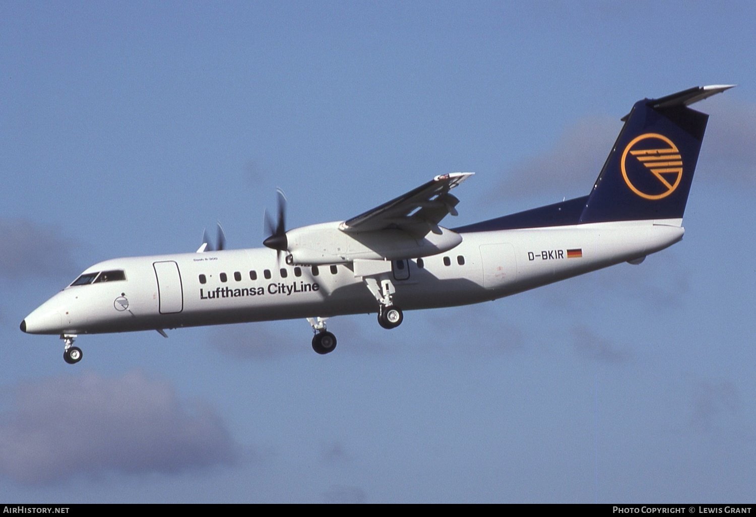 Aircraft Photo of D-BKIR | De Havilland Canada DHC-8-311 Dash 8 | Lufthansa CityLine | AirHistory.net #263331