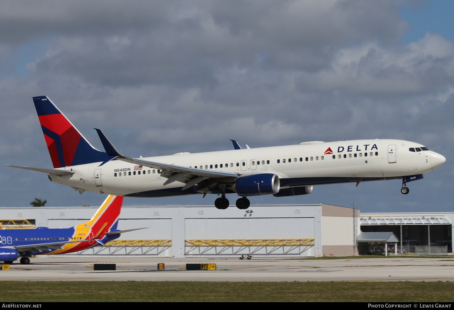 Aircraft Photo of N848DN | Boeing 737-932/ER | Delta Air Lines | AirHistory.net #263352