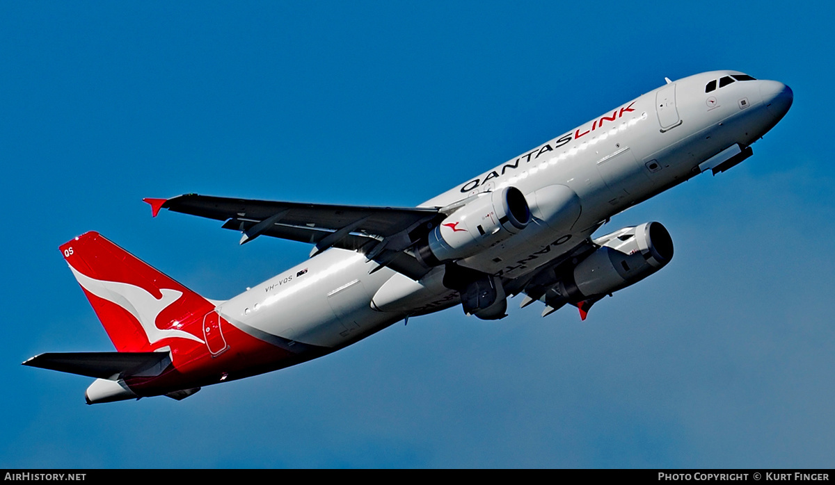 Aircraft Photo of VH-VQS | Airbus A320-232 | QantasLink | AirHistory.net #263427