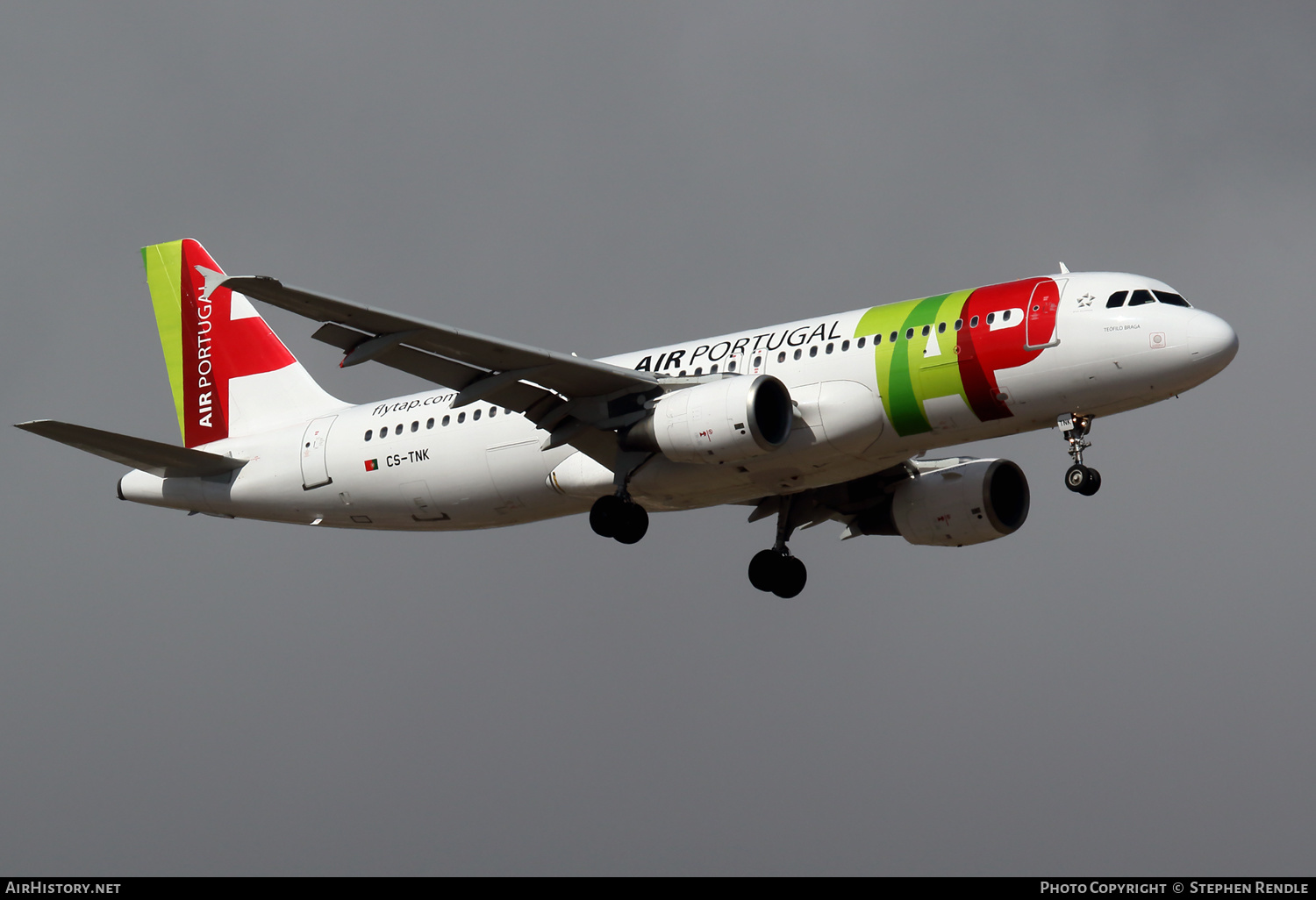 Aircraft Photo of CS-TNK | Airbus A320-214 | TAP Air Portugal | AirHistory.net #263450