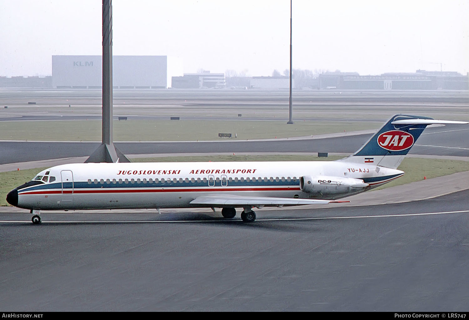 Aircraft Photo of YU-AJJ | McDonnell Douglas DC-9-32 | JAT Yugoslav Airlines - Jugoslovenski Aerotransport | AirHistory.net #263453