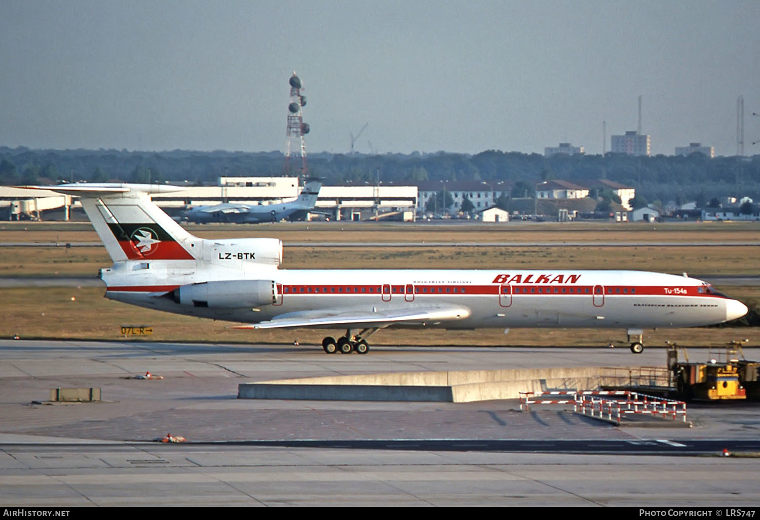 Aircraft Photo of LZ-BTK | Tupolev Tu-154B | Balkan - Bulgarian Airlines | AirHistory.net #263461