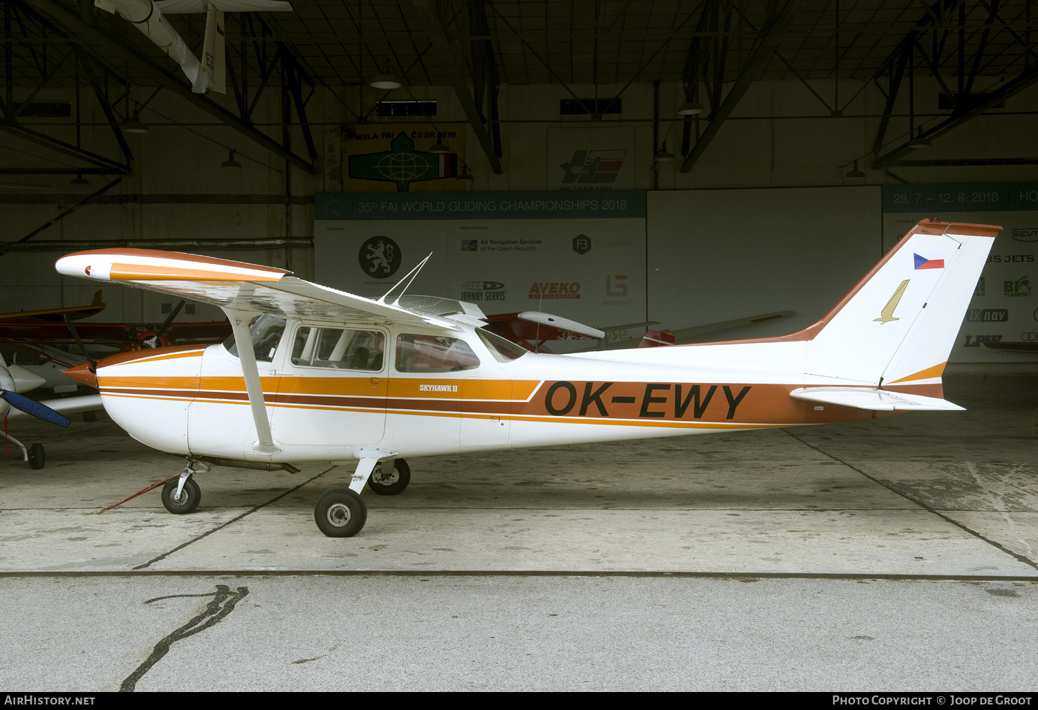 Aircraft Photo of OK-EWY | Reims F172M Skyhawk II | AirHistory.net #263493