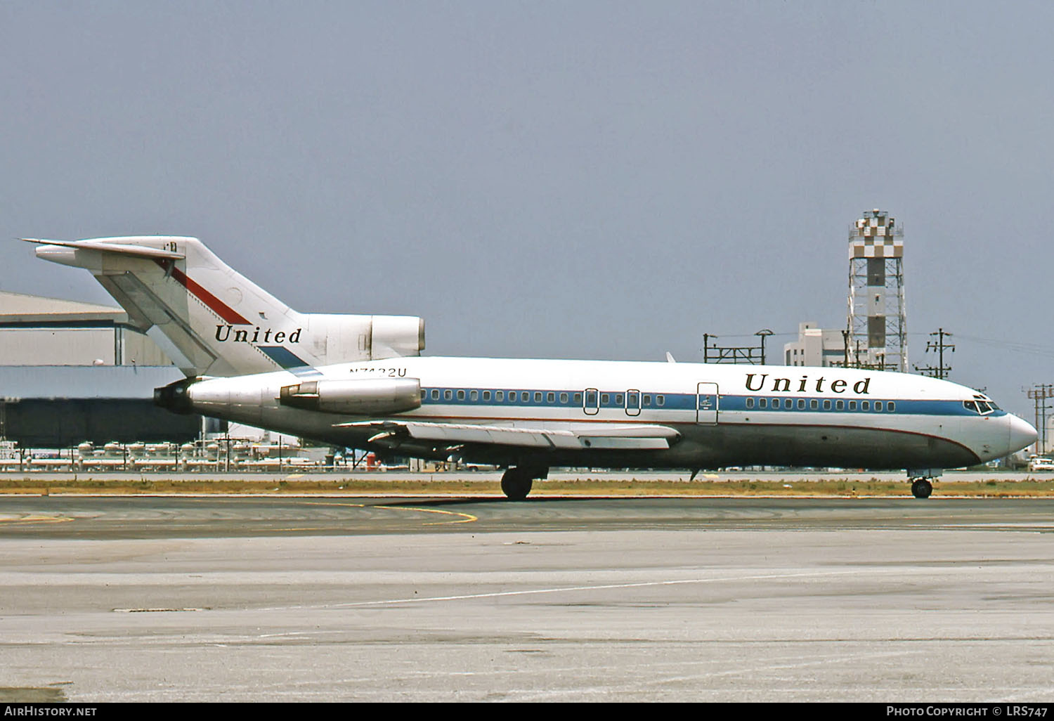 Aircraft Photo of N7432U | Boeing 727-22C | United Airlines | AirHistory.net #263497