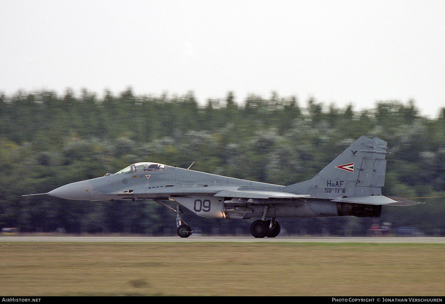 Aircraft Photo of 09 | Mikoyan-Gurevich MiG-29B (9-12) | Hungary - Air Force | AirHistory.net #263510