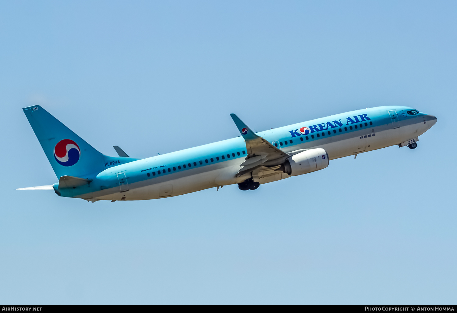 Aircraft Photo of HL8244 | Boeing 737-8Q8 | Korean Air | AirHistory.net #263559