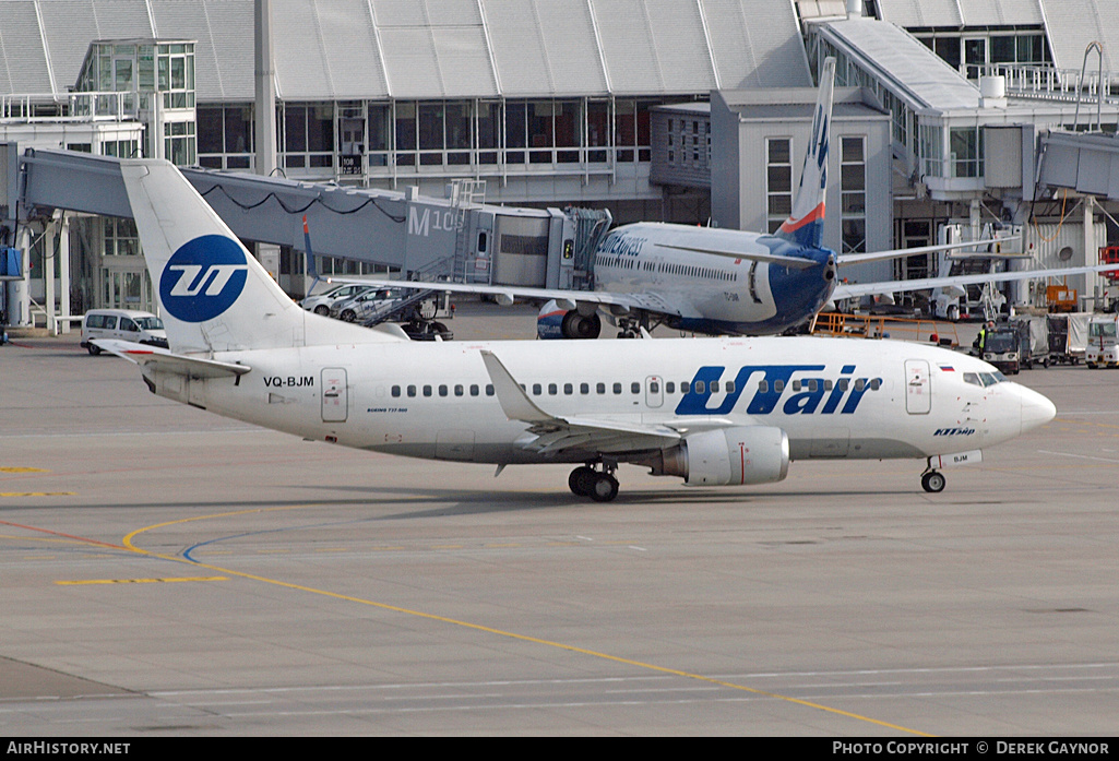 Aircraft Photo of VQ-BJM | Boeing 737-524 | UTair | AirHistory.net #263595