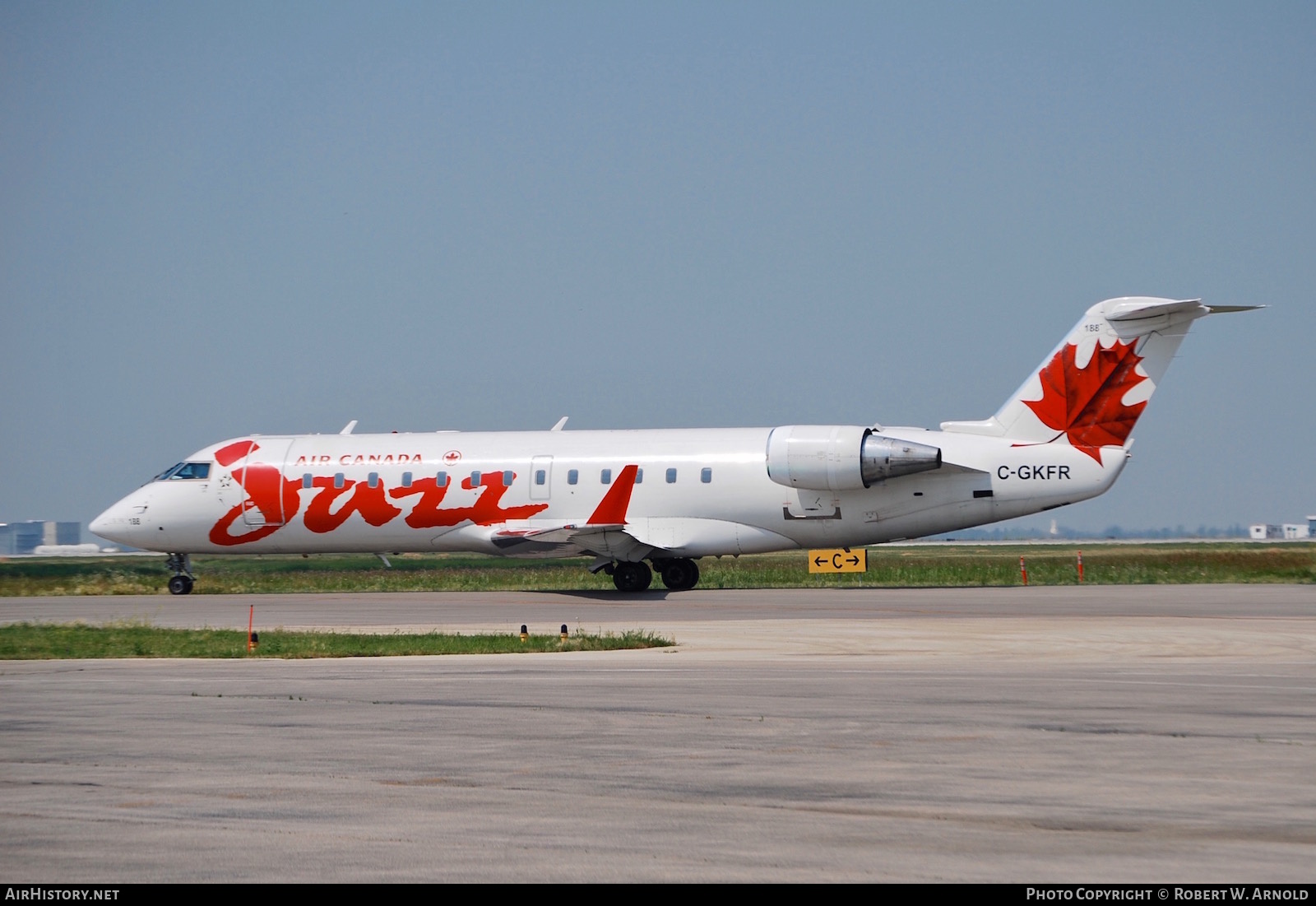 Aircraft Photo of C-GKFR | Bombardier CRJ-200LR (CL-600-2B19) | Air Canada Jazz | AirHistory.net #263599