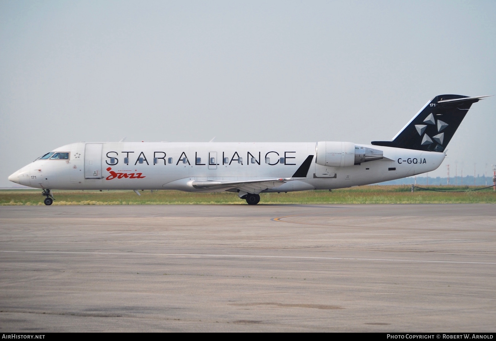Aircraft Photo of C-GQJA | Bombardier CRJ-200ER (CL-600-2B19) | Air Canada Jazz | AirHistory.net #263602