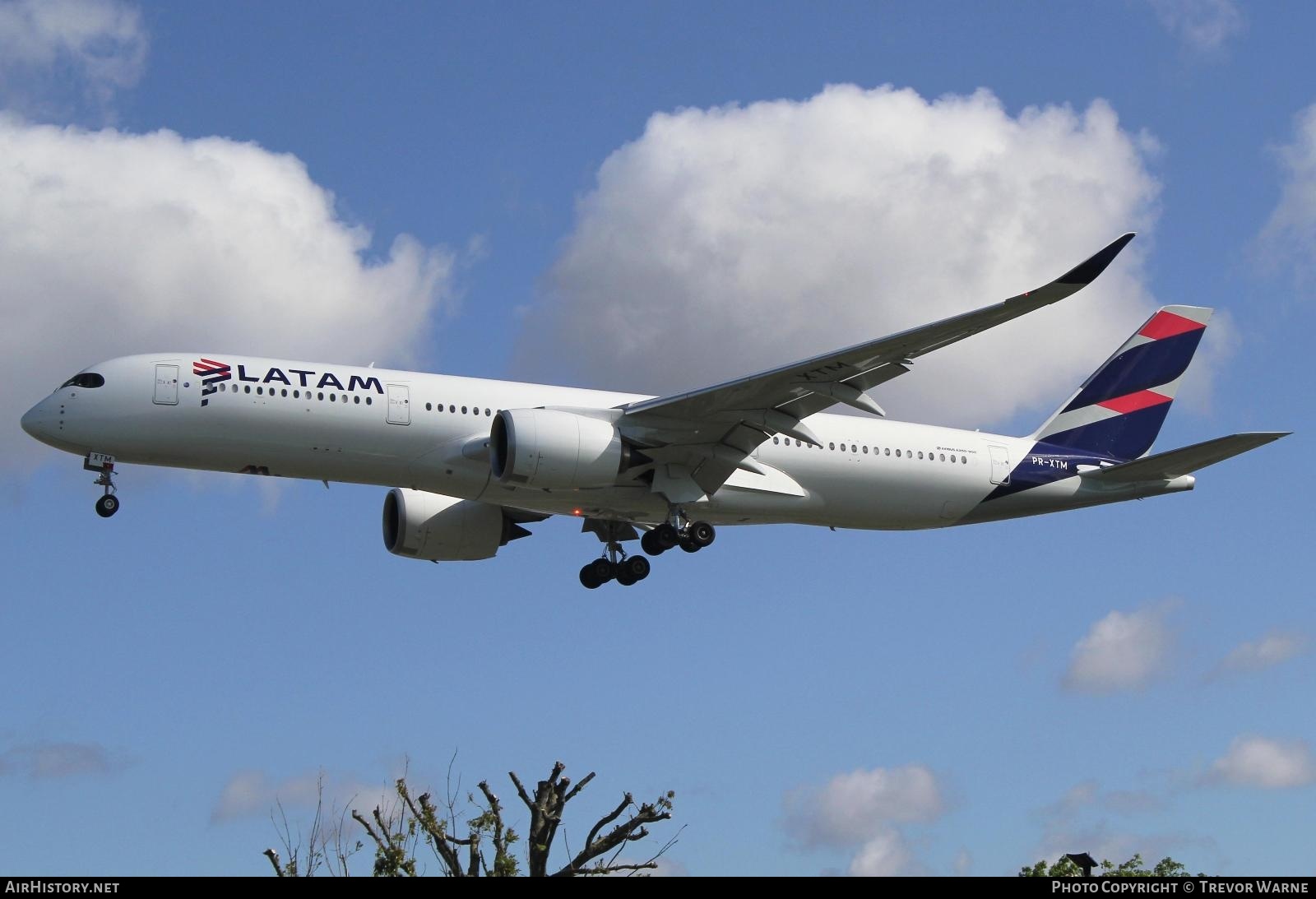 Aircraft Photo of PR-XTM | Airbus A350-941 | LATAM Airlines | AirHistory.net #263609