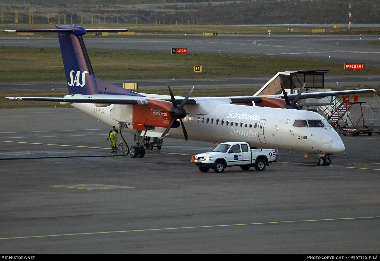 Aircraft Photo of LN-RDQ | Bombardier DHC-8-402 Dash 8 | Scandinavian Commuter - SAS | AirHistory.net #263612
