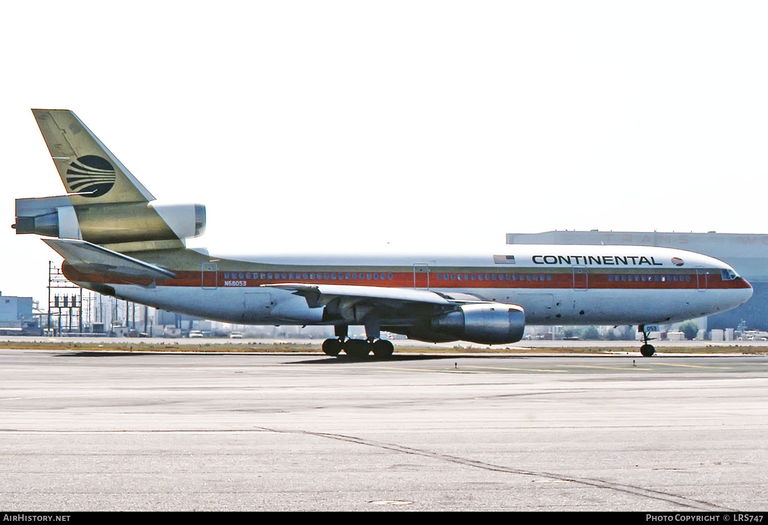 Aircraft Photo of N68053 | McDonnell Douglas DC-10-10CF | Continental Airlines | AirHistory.net #263647