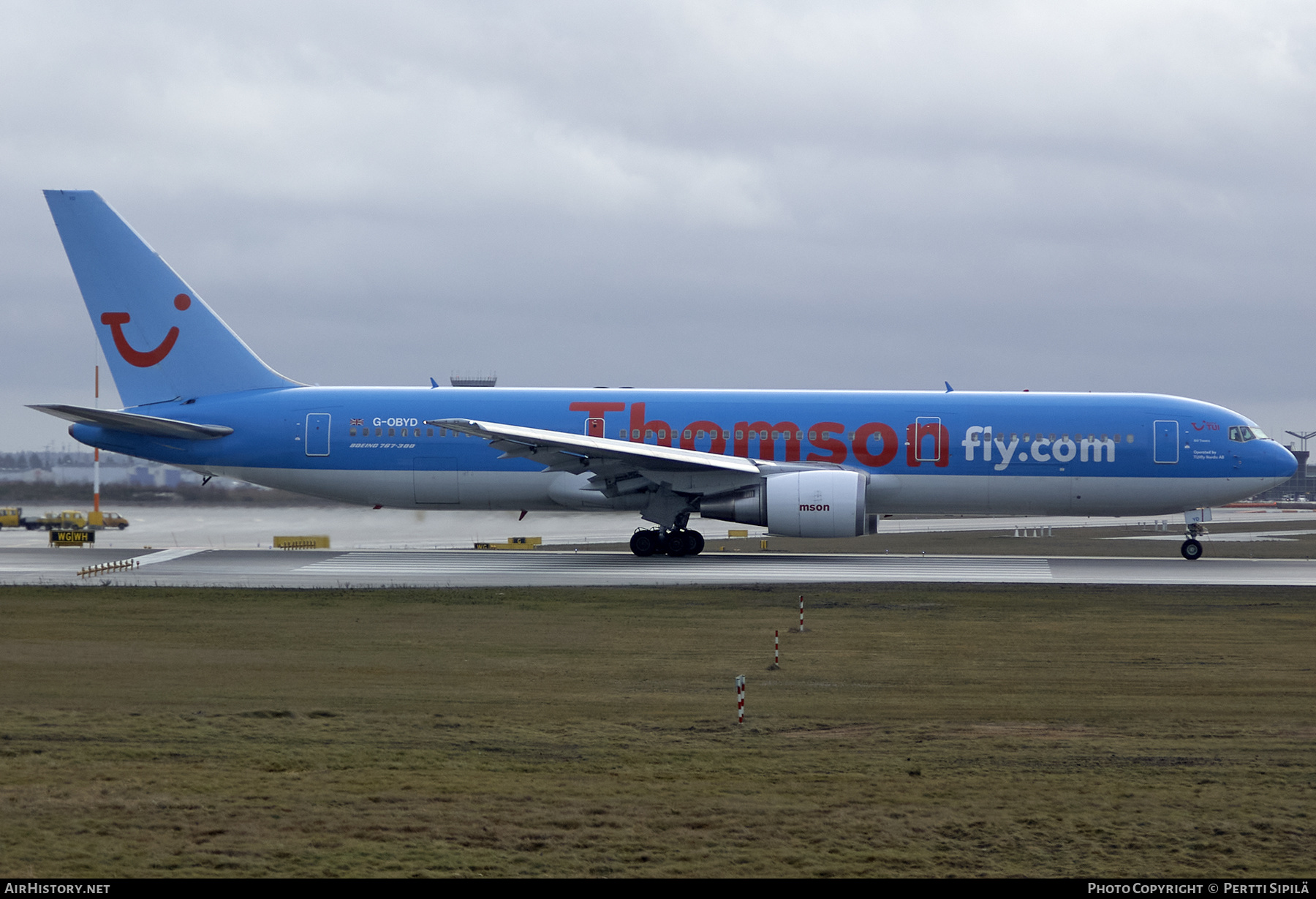 Aircraft Photo of G-OBYD | Boeing 767-304/ER | Thomsonfly | AirHistory.net #263657