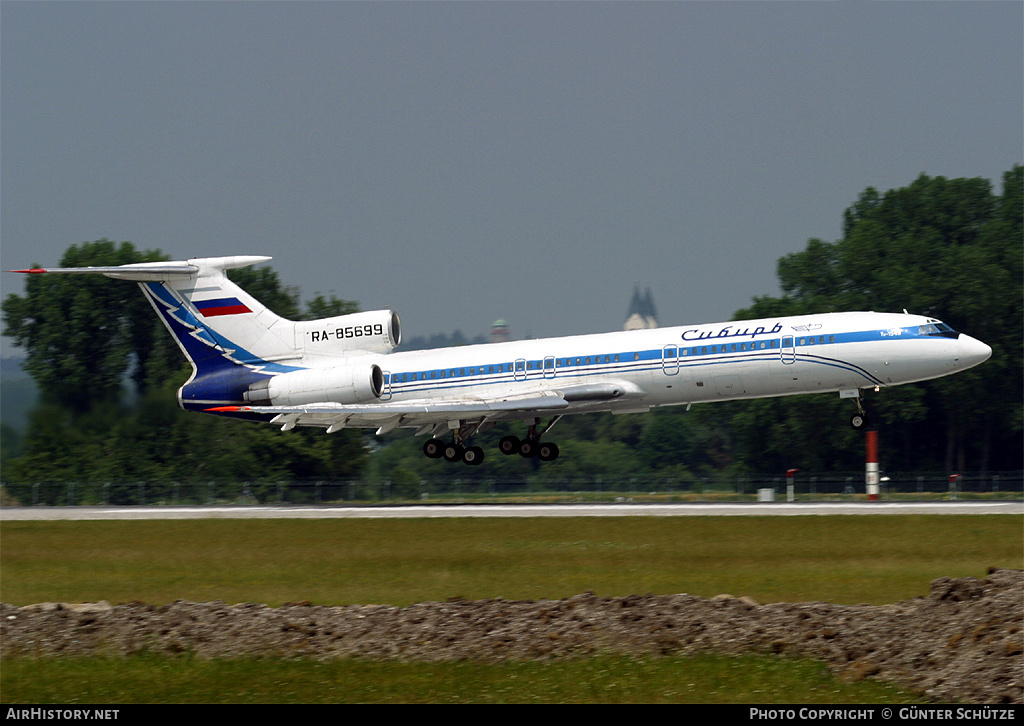 Aircraft Photo of RA-85699 | Tupolev Tu-154M | Sibir - Siberia Airlines | AirHistory.net #263681