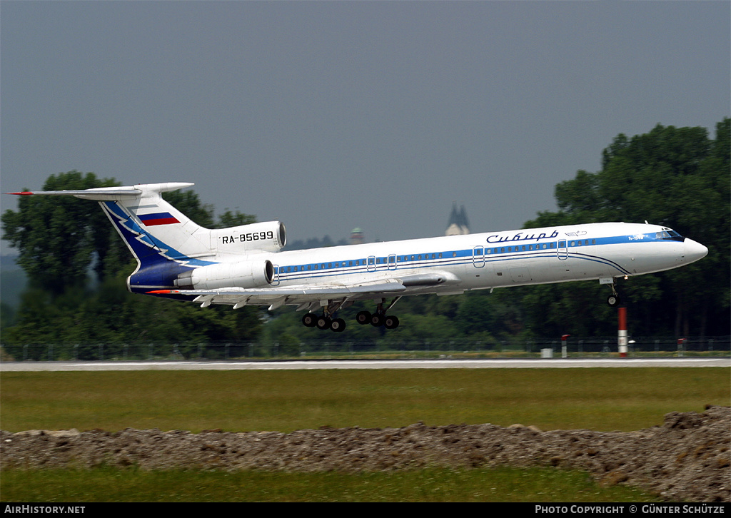Aircraft Photo of RA-85699 | Tupolev Tu-154M | Sibir - Siberia Airlines | AirHistory.net #263681