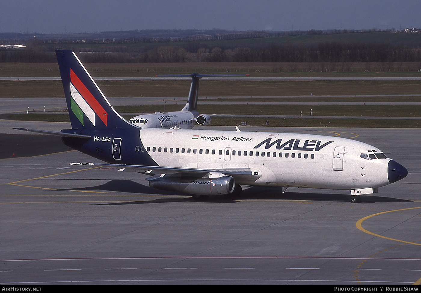 Aircraft Photo of HA-LEA | Boeing 737-2Q8/Adv | Malév - Hungarian Airlines | AirHistory.net #263711