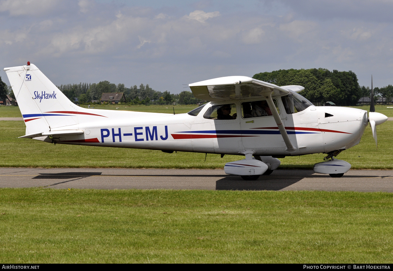Aircraft Photo of PH-EMJ | Cessna 172R Skyhawk | AirHistory.net #263813