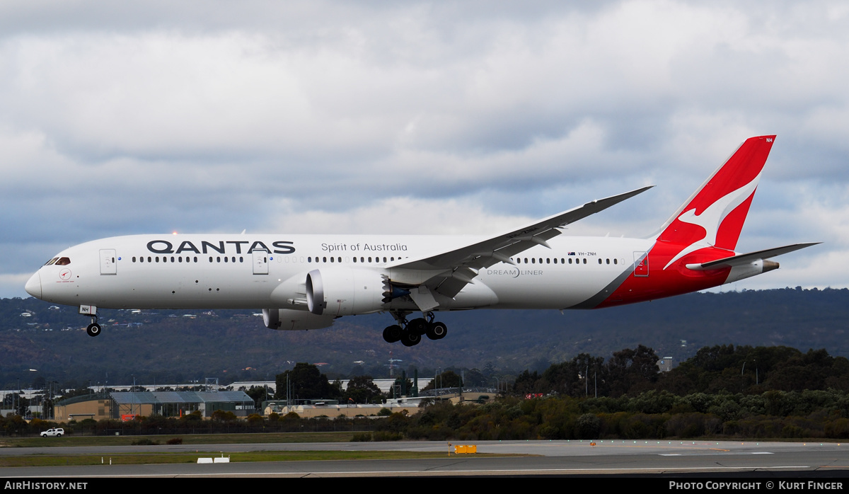 Aircraft Photo of VH-ZNH | Boeing 787-9 Dreamliner | Qantas | AirHistory.net #263884