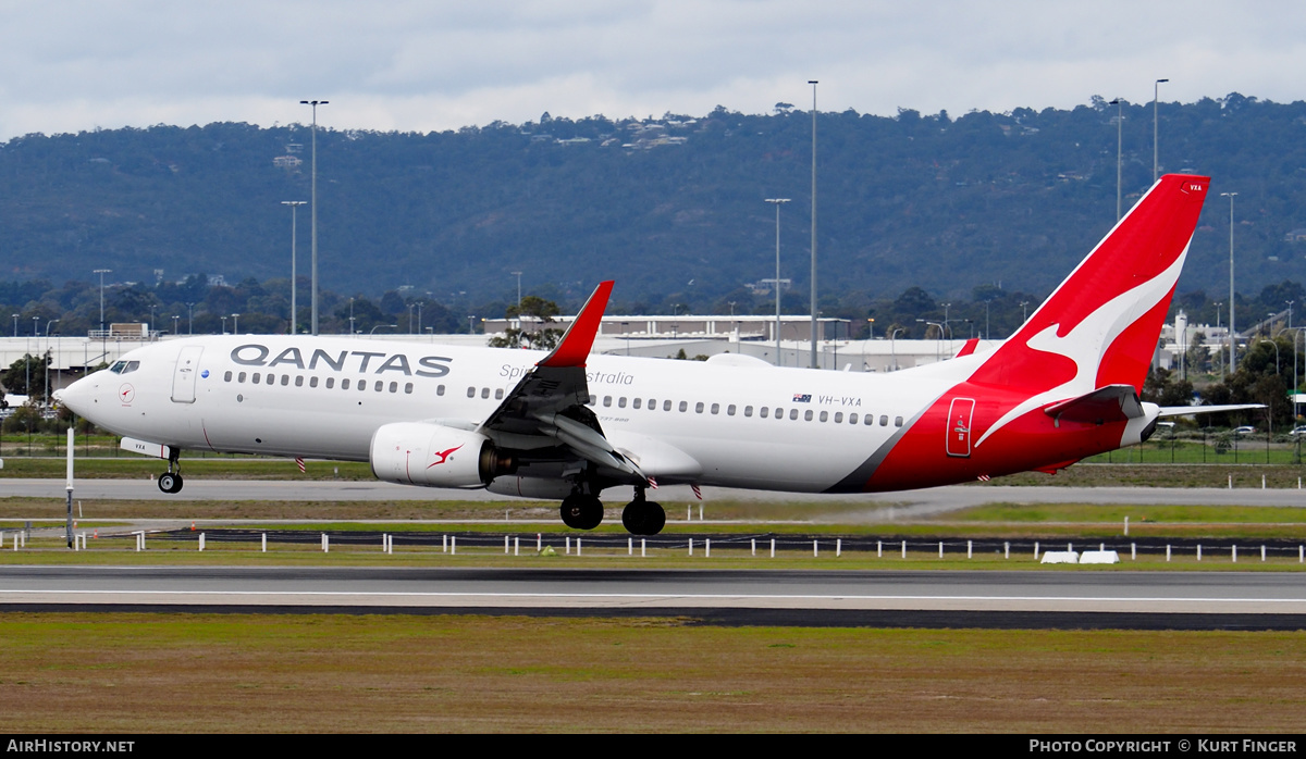 Aircraft Photo of VH-VXA | Boeing 737-838 | Qantas | AirHistory.net #263887