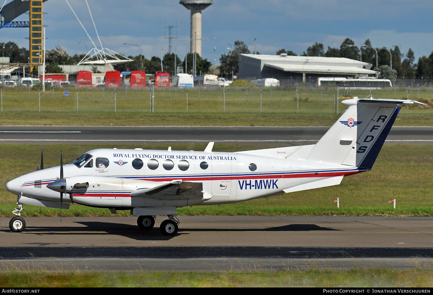 Aircraft Photo of VH-MWK | Hawker Beechcraft B200C King Air | Royal Flying Doctor Service - RFDS | AirHistory.net #263916