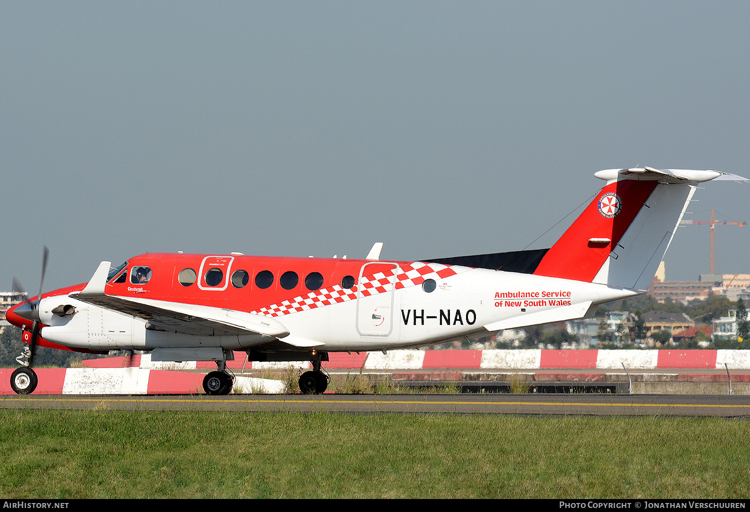 Aircraft Photo of VH-NAO | Beechcraft 350C King Air (B300C) | Ambulance Service Of New South Wales | AirHistory.net #263945