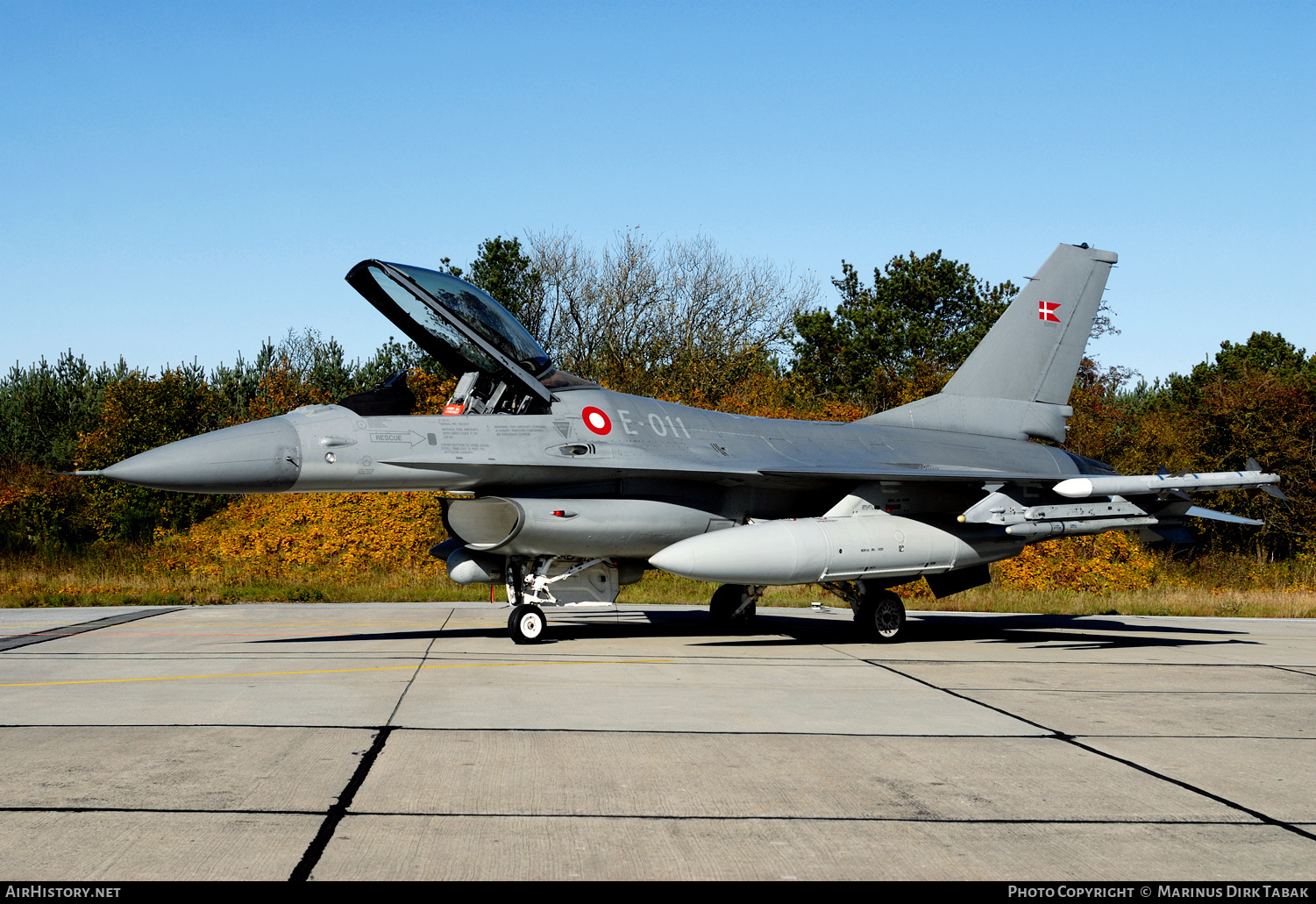 Aircraft Photo of E-011 | General Dynamics F-16AM Fighting Falcon | Denmark - Air Force | AirHistory.net #263976