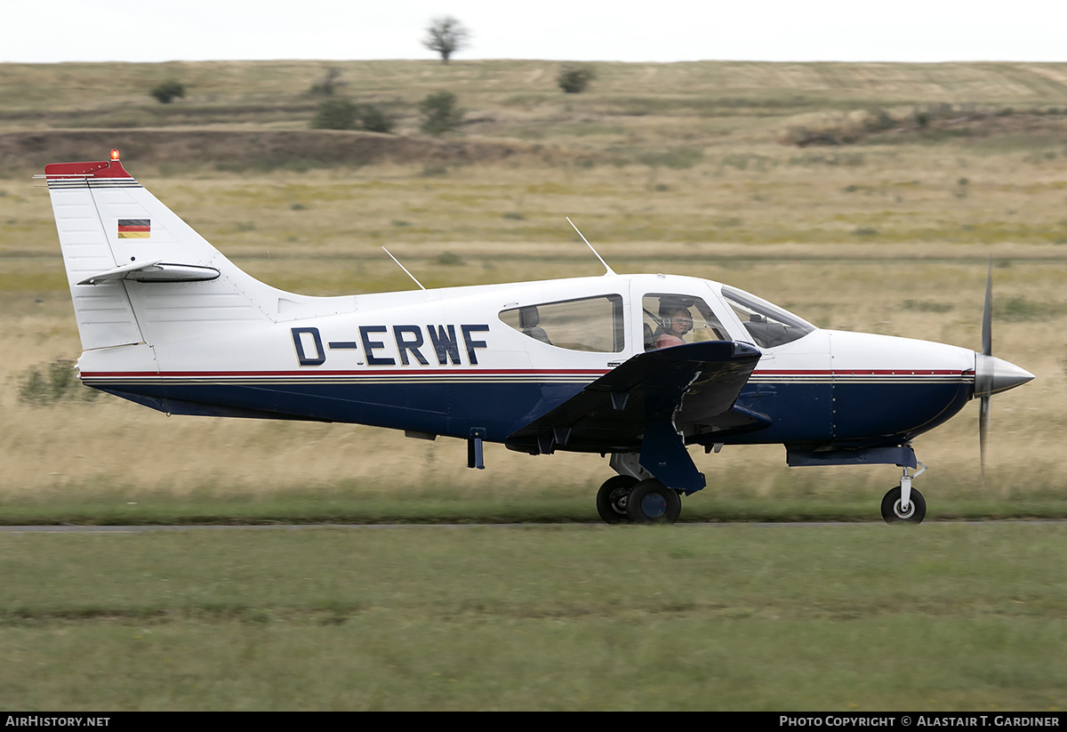Aircraft Photo of D-ERWF | Commander 114B | AirHistory.net #264066