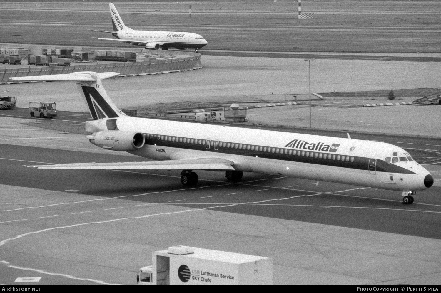 Aircraft Photo of I-DATN | McDonnell Douglas MD-82 (DC-9-82) | Alitalia | AirHistory.net #264125
