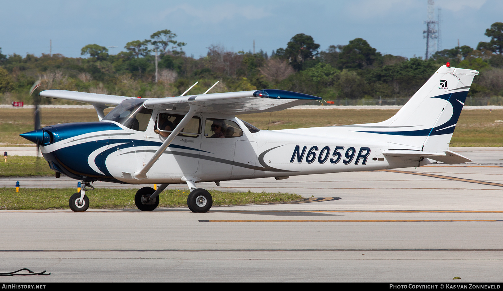 Aircraft Photo of N6059R | Cessna 172S Skyhawk SP | AirHistory.net #264303