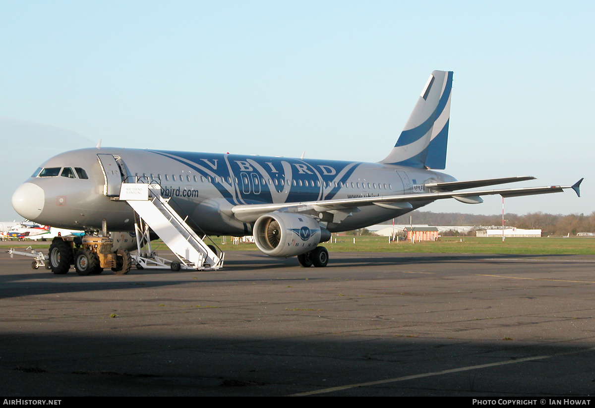 Aircraft Photo of N811LF | Airbus A320-212 | V Bird | AirHistory.net #264326