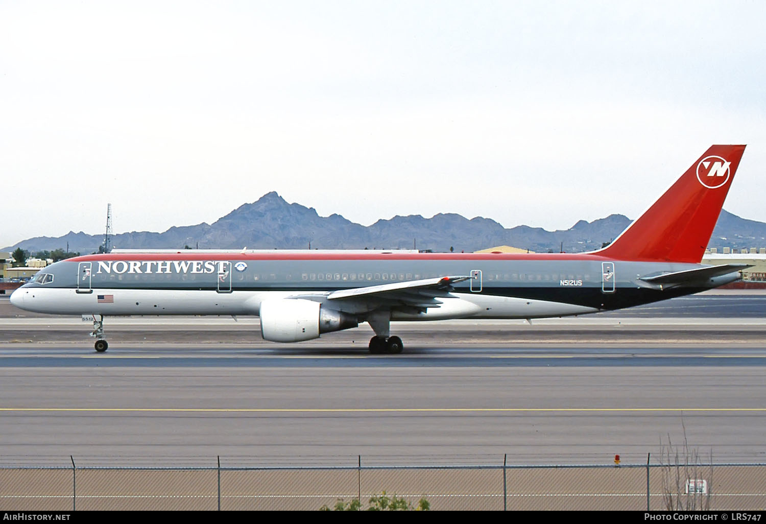 Aircraft Photo of N512US | Boeing 757-251 | Northwest Airlines | AirHistory.net #264348