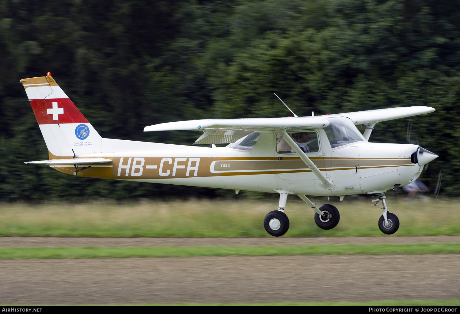 Aircraft Photo of HB-CFA | Reims F152 II | FGZO - Flugsportgruppe Zürcher Oberland | AirHistory.net #264376