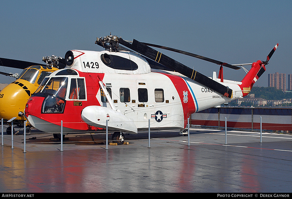 Aircraft Photo of 1429 | Sikorsky HH-52A Seaguard (S-62A) | USA - Coast Guard | AirHistory.net #264416